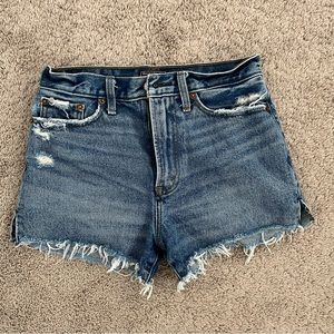 SOLD | Abercrombie & Fitch Annie High Rise denim shorts